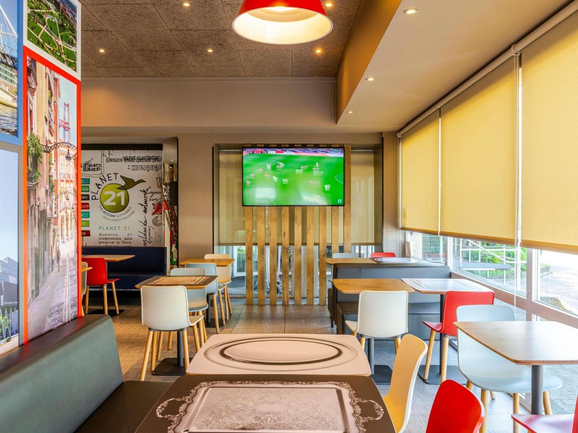 Ibis Bilbao Barakaldo Hotel Eksteriør billede