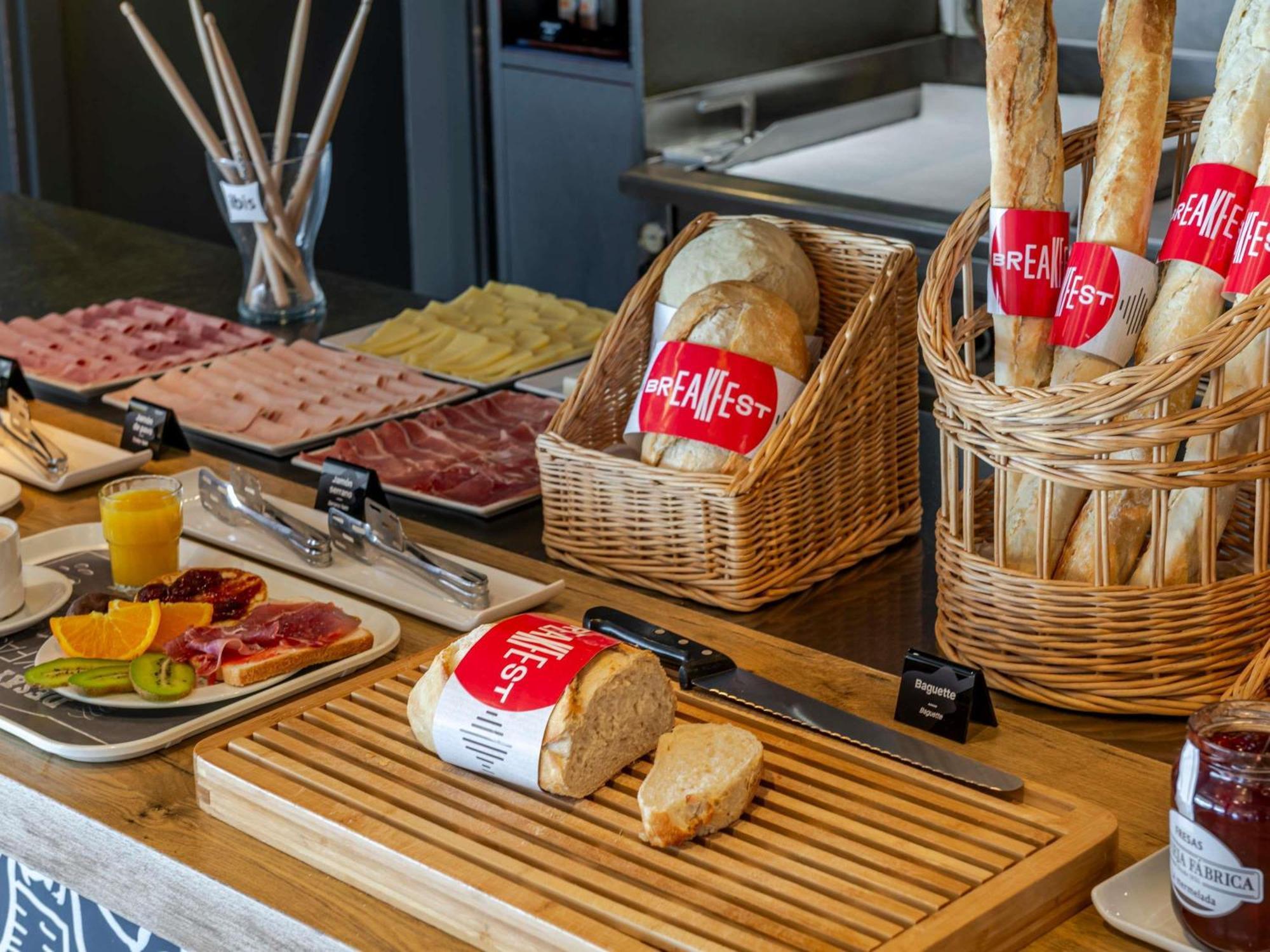 Ibis Bilbao Barakaldo Hotel Eksteriør billede